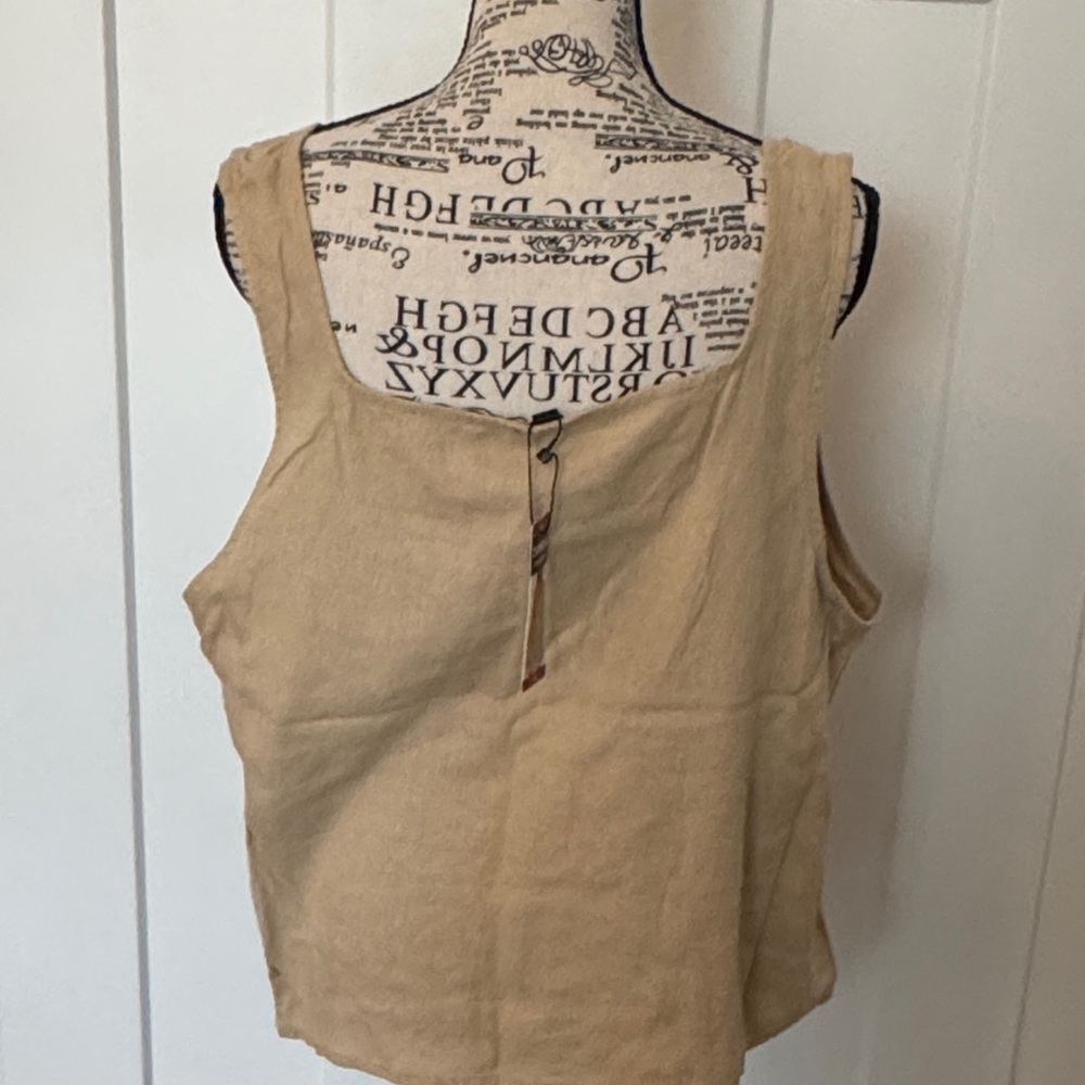 Express Square Neck Tank Top in Beige/Tan - Picture 4 of 4